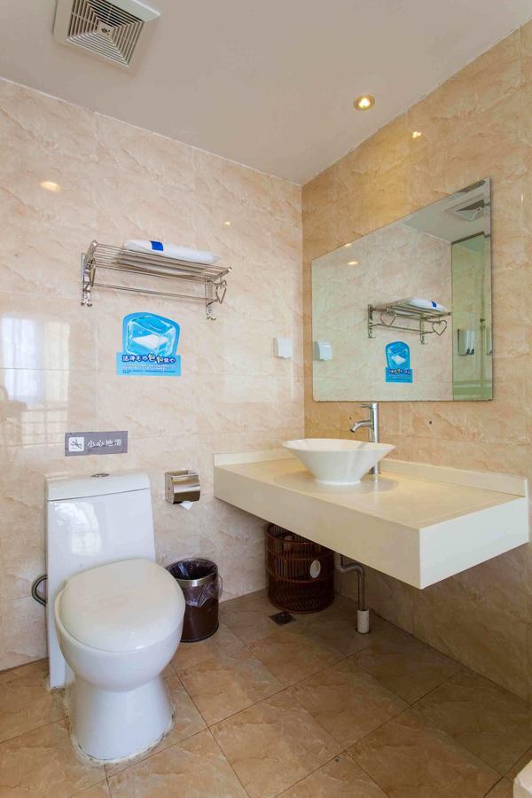 7Days Inn Shanghai Yichuan Road Exterior photo