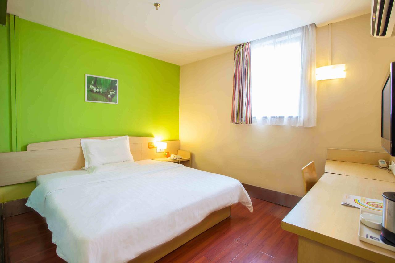 7Days Inn Shanghai Yichuan Road Exterior photo