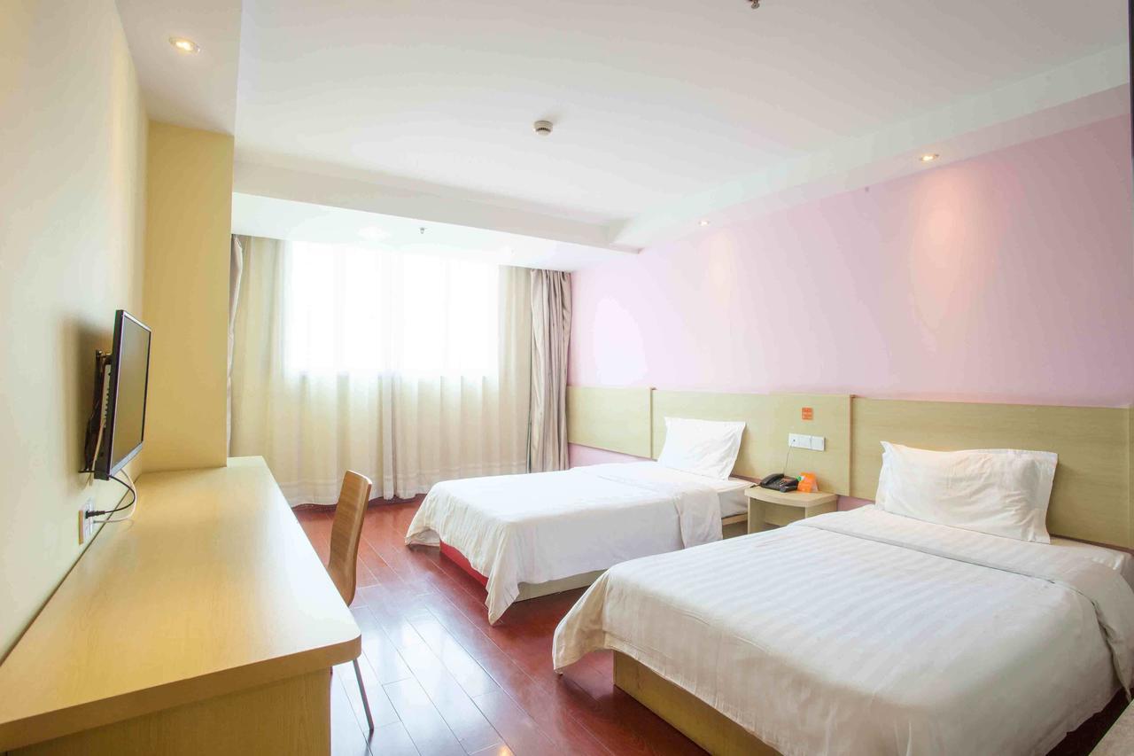 7Days Inn Shanghai Yichuan Road Exterior photo