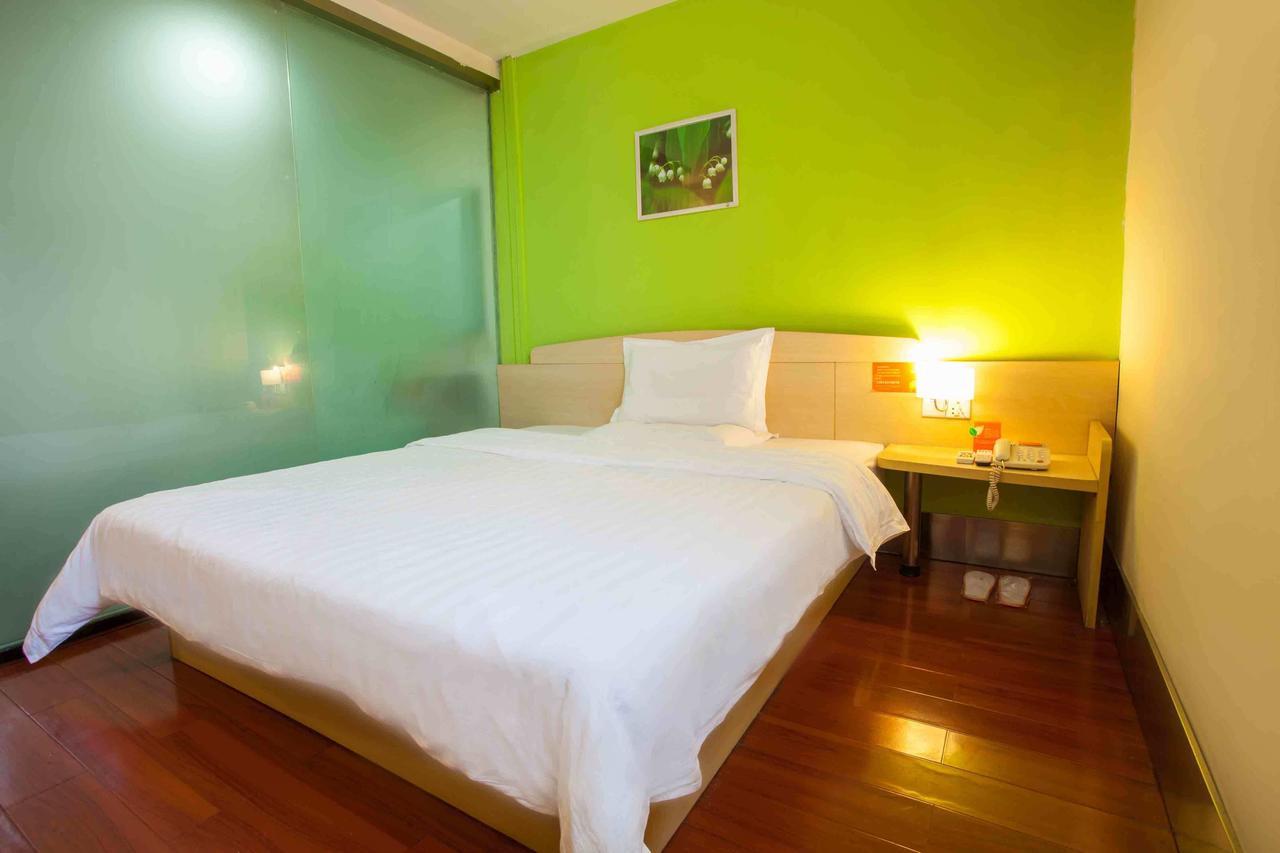 7Days Inn Shanghai Yichuan Road Exterior photo
