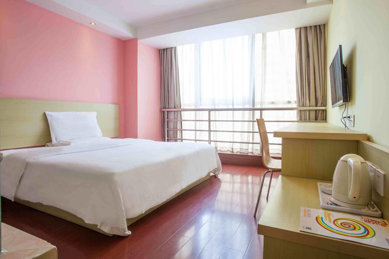7Days Inn Shanghai Yichuan Road Exterior photo